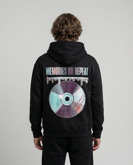 MEMORIES ON REPEAT HOODIE BLACK