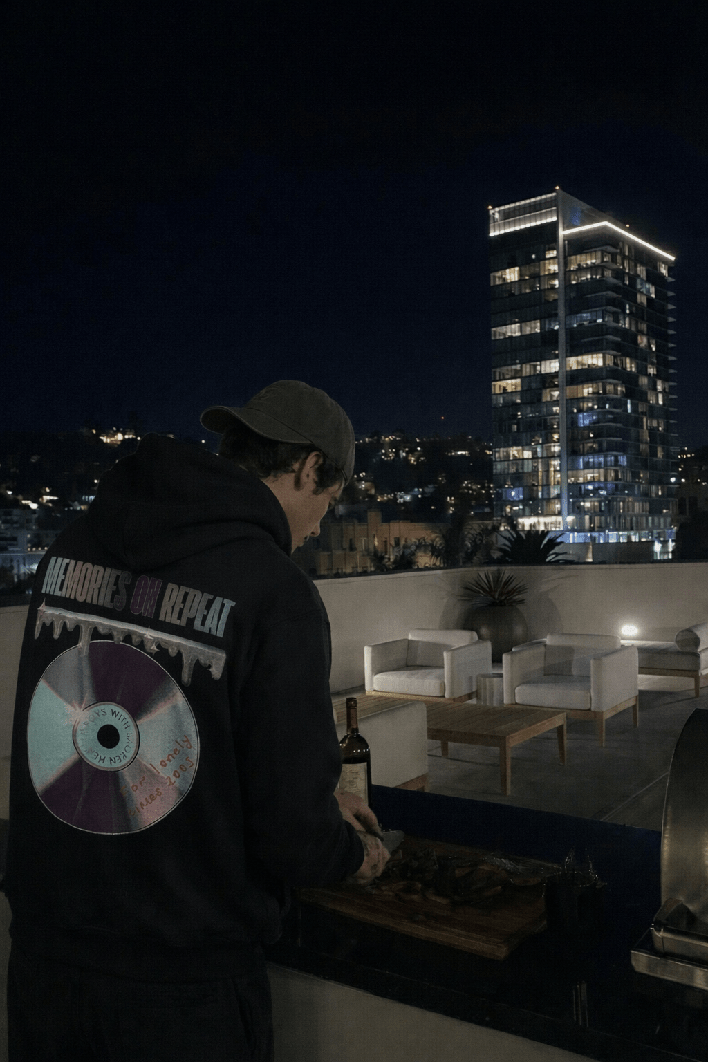 MEMORIES ON REPEAT HOODIE BLACK - Boys With Broken Hearts